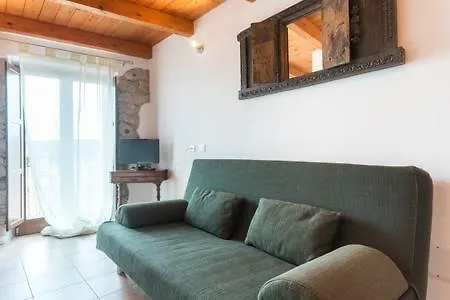 فيلا The Tower House With A Gorgeous Terrace بوسا 0*,  إيطاليا